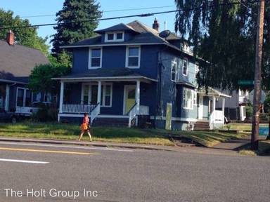 Main picture of 5539 E Burnside St