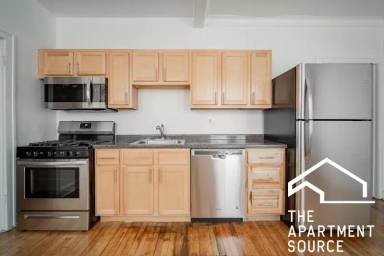 Main picture of 3610 N Claremont Ave