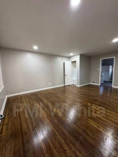 Main picture of 6163 E Boston St