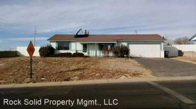 Main picture of 990 Baltic Ave SE