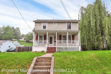 Main picture of 110 Church St