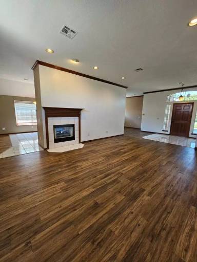 Main picture of 4017 Buckingham Dr
