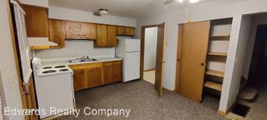 Main picture of 119 S 30th St