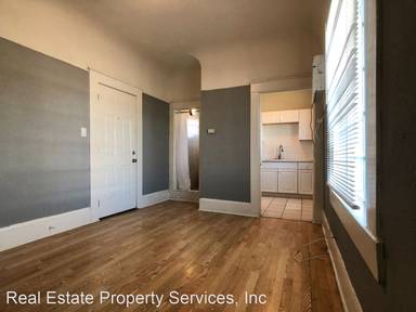 Main picture of 537 E Oak St