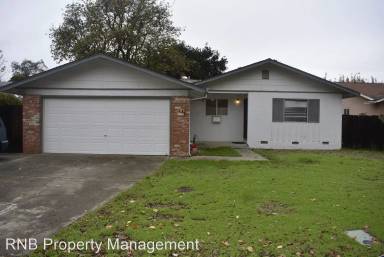 Main picture of 2411 Temple Dr
