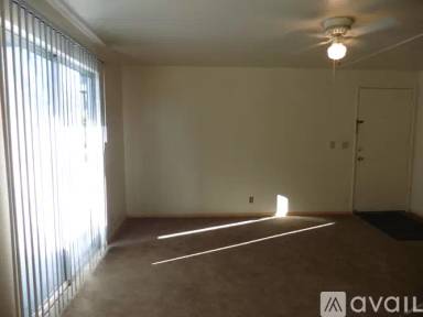 Main picture of 2242 Heather Ln
