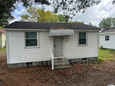 Main picture of 500 McGwigan St