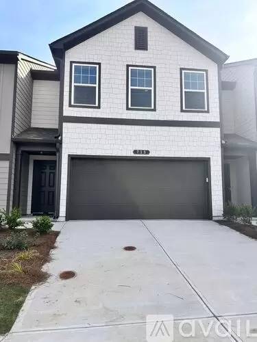Main picture of 713 Rhone St