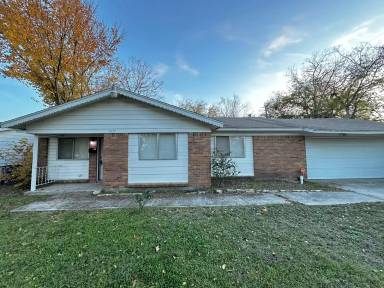 Main picture of 1037 Russell Rd