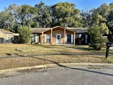 Main picture of 512 Dartmoor Ln