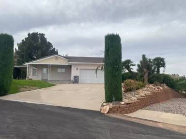 Main picture of 640-660 E Vermillion Ave