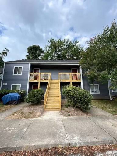 Main picture of 1203 Jamestown Rd