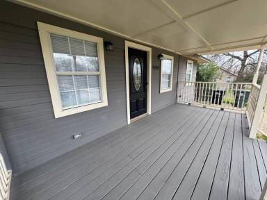 Main picture of 1307 S 6th St