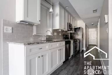 Main picture of 2449 N Ashland Ave