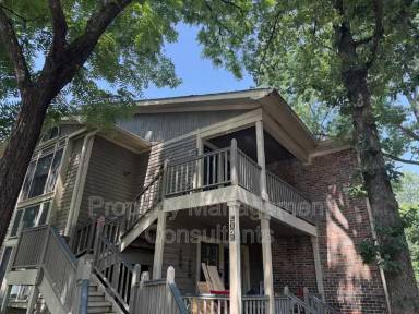 Main picture of 2083 Woodlawn Dr SW