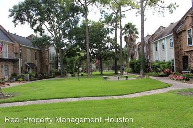 Main picture of 10738 Briar Forest Dr