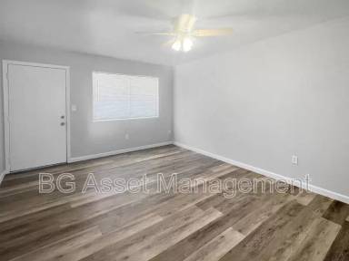 Main picture of 500 Texas St