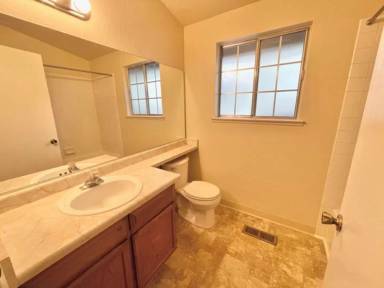 Main picture of 6030 Diplomat Dr
