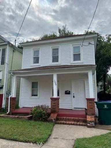 Main picture of 1220 29th St