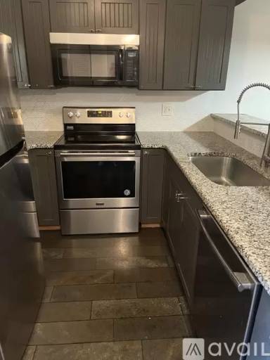Main picture of Lakeside Apartments