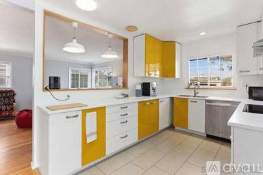 Main picture of 4922 Hidalgo Ave