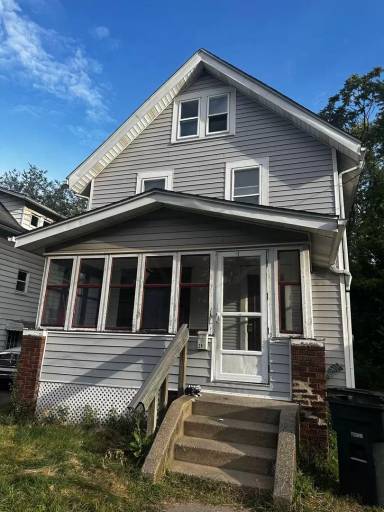 Main picture of 261 Cranz Pl