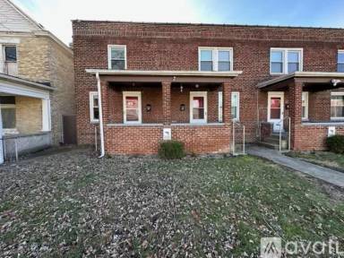 Main picture of 821-27 W Rich St