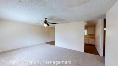 Main picture of 1041 Minerva Ct