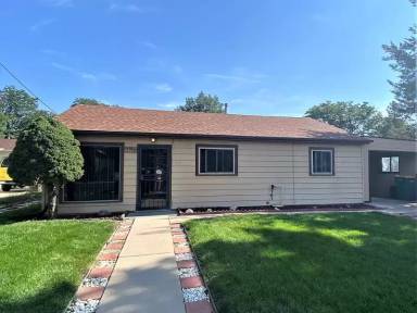 Main picture of 1036 Worchester St