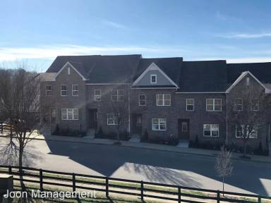 Main picture of 8100 Lenox Creekside Dr