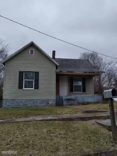 Main picture of 212 Oak St