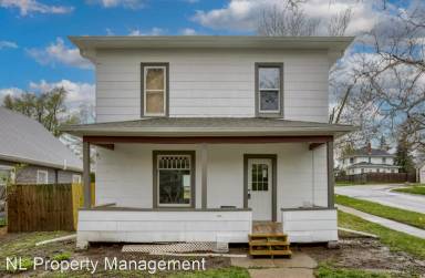 Main picture of 2622 N 60th St