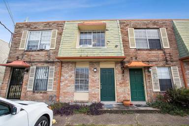 Main picture of 2109 Manson Ave
