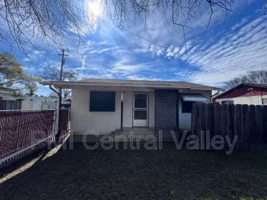 Main picture of 340 Sperry Ave