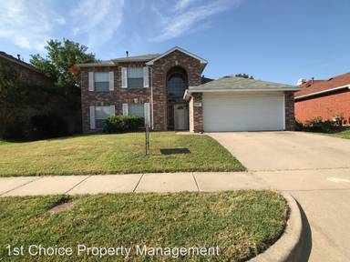 Main picture of 3525 Clearbrook Dr