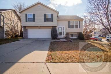 Main picture of 17865 Olive St