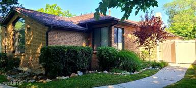 Main picture of 8922 S Golden Field Way