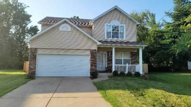 Main picture of 10537 Locust Ave
