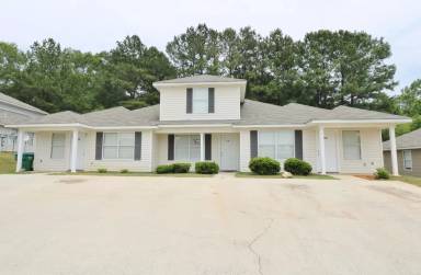 Main picture of 11 Shaley St