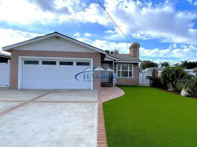 Main picture of 1226 W Don St