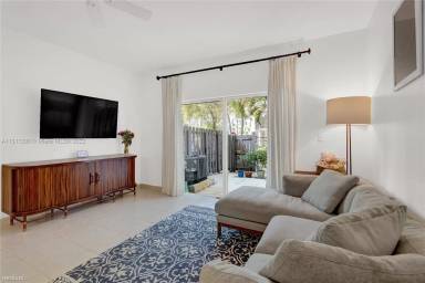 Main picture of 123 SW 17th Rd