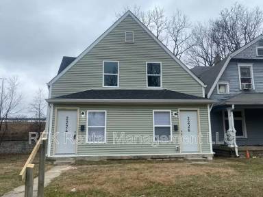 Main picture of 2224 Langley Avenue