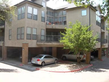 Main picture of 1910 Robbins Pl