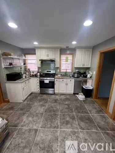 Main picture of 177 Windsor St
