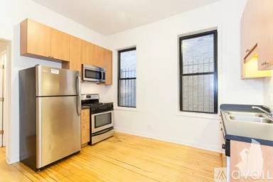 Main picture of 2134 W Concord Pl