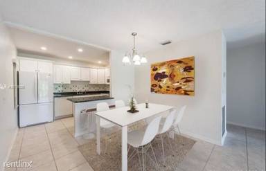 Main picture of 1902 Palmland Dr