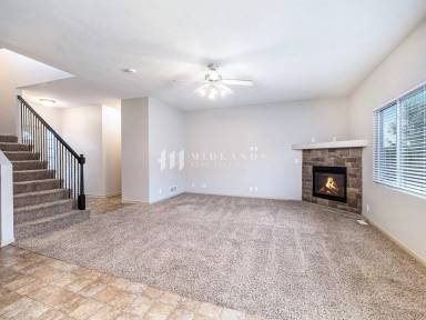 Main picture of 1605 Old Gaelic St