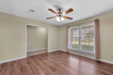 Main picture of 7710 Charter Oaks Dr