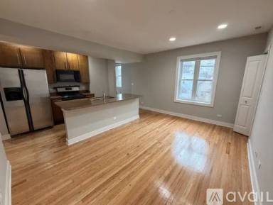 Main picture of 4228 N Whipple St