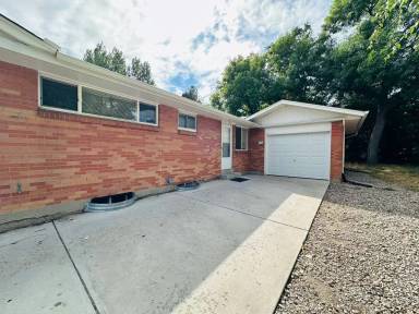 Main picture of 7380 W 3rd Ave